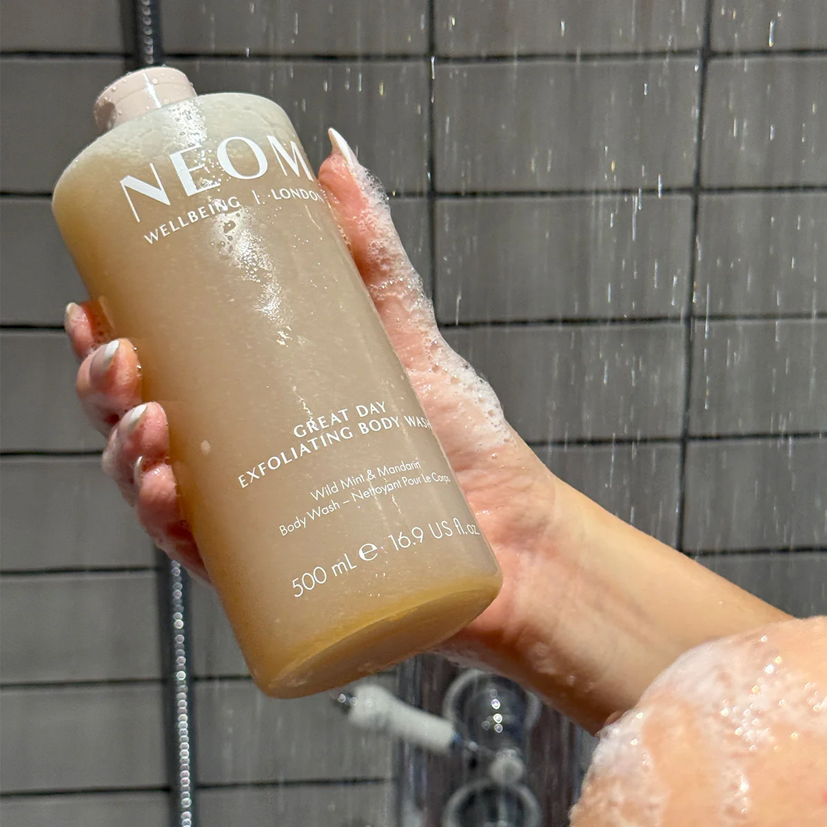 Great Day Exfoliating Body Wash 500ml - Image 3