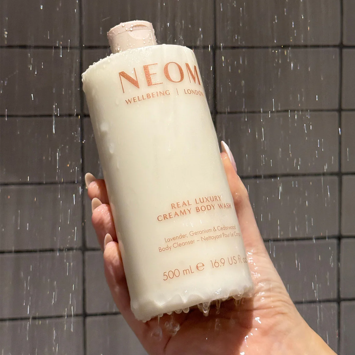 Real Luxury Creamy Body Wash 500ml - Image 3