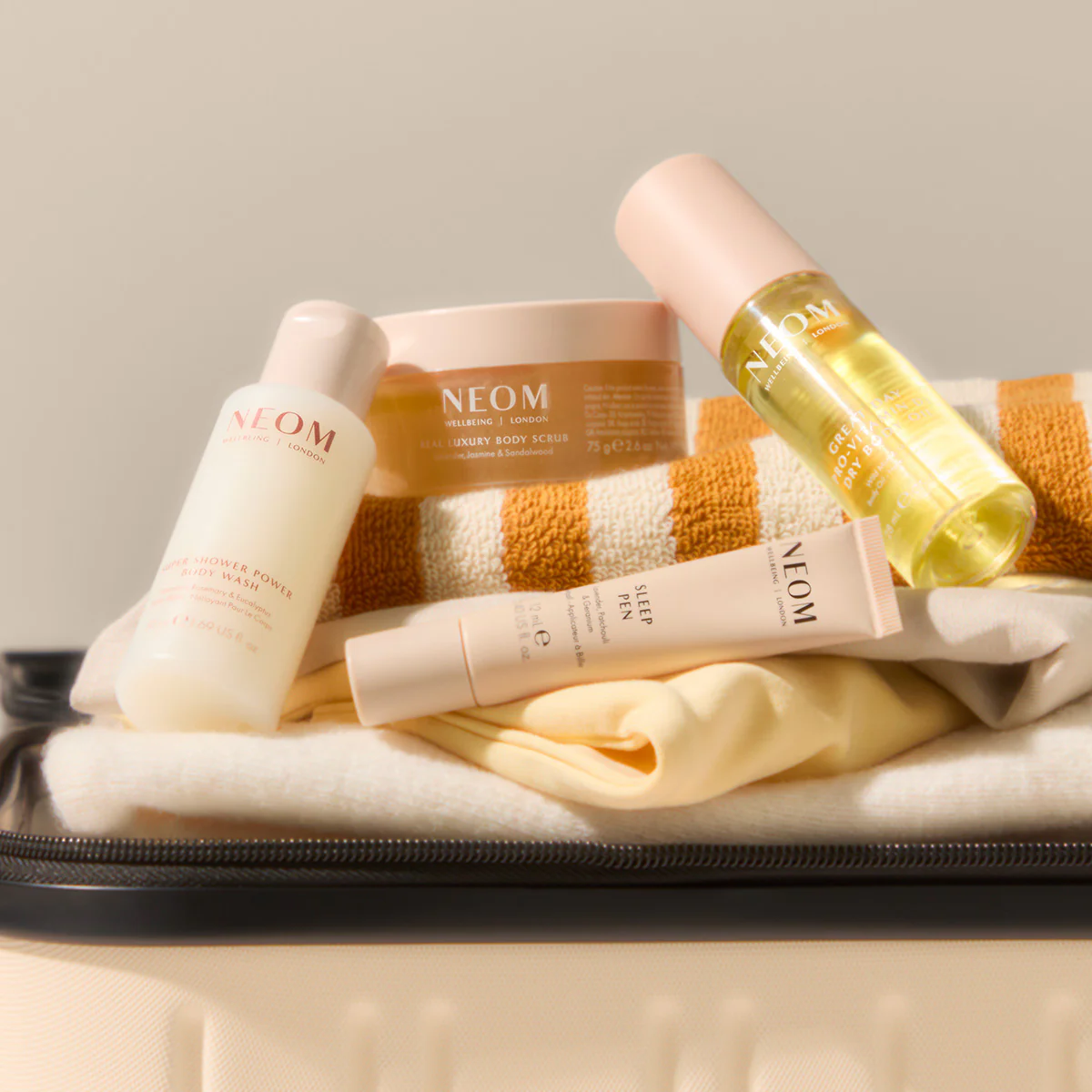 Real Luxury Body Scrub 75g - Image 2
