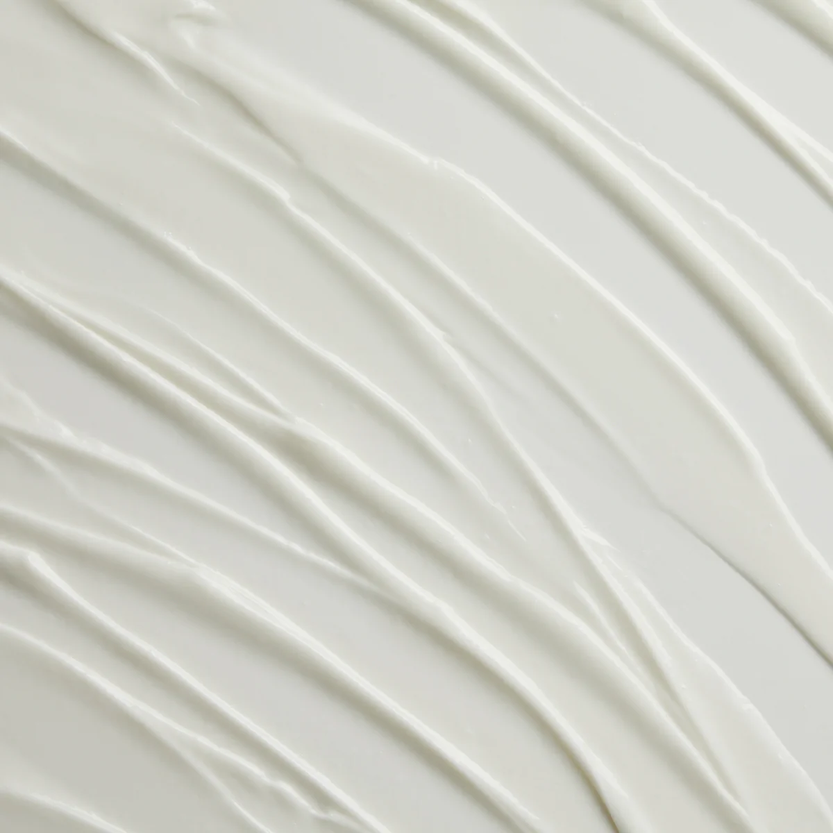 Real Luxury Multi-Mineral Body Milk 30ml - Image 3
